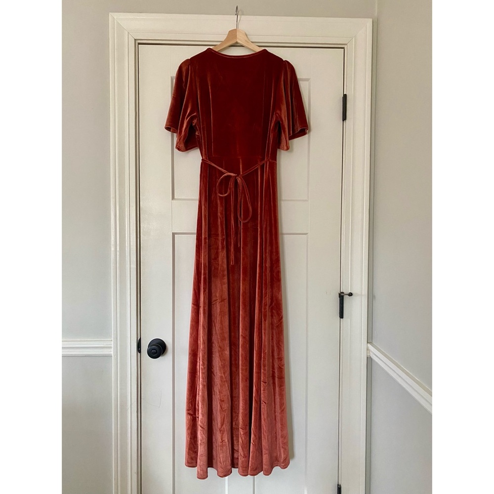 Baltic Born Rust Velvet Dress Katelyn Maxi Wrap Dress | Cinnamon
L - Picture 4 of 4
